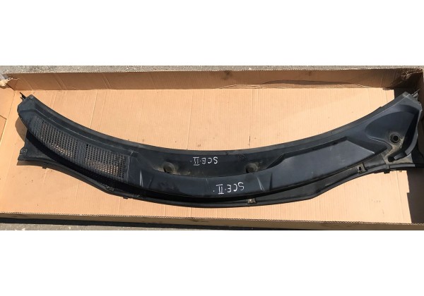 Накладка під лобове скло, жабо Renault Scenic II, 8200136789